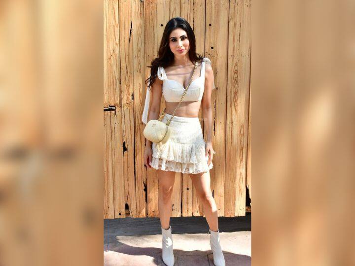 Mouni Roy beats everyone with her fitness and beauty, follow these tips of the actress