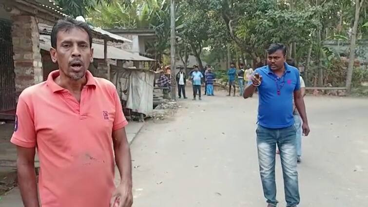 North 24 Parganas Awas Yojana Controversy as TMC alleged name crossed as BJP Leader threat political Awas Yojana Controversy : আবাস যোজনা থেকে নাম বাদ বিজেপি নেতার কথায় ! মারধর ও প্রাণনাশের হুমকি তৃণমূল কর্মীর বিরুদ্ধে