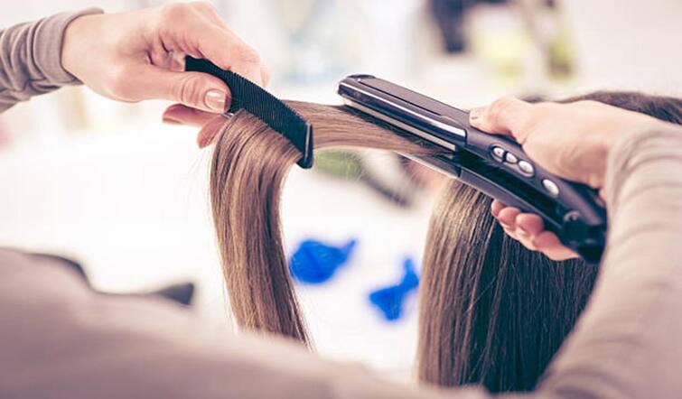 Hair Straightening Leads Cancer: Passion for hair straightening can be heavy, it can become a cause of cancer Hair Straightning Leads Cancer : ਵਾਲਾਂ ਨੂੰ ਸਟਰੇਟ ਕਰਨ ਦਾ ਸ਼ੌਕ ਪੈ ਸਕਦੈ ਭਾਰੀ, ਕੈਂਸਰ ਦਾ ਬਣ ਸਕਦਾ ਕਾਰਨ