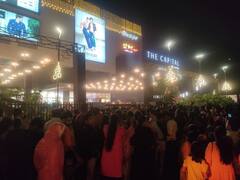 Photo: सणासुदीला नागरिकांची तुफान गर्दी, नालासोपाऱ्यात मॉल बंद करण्याची वेळ