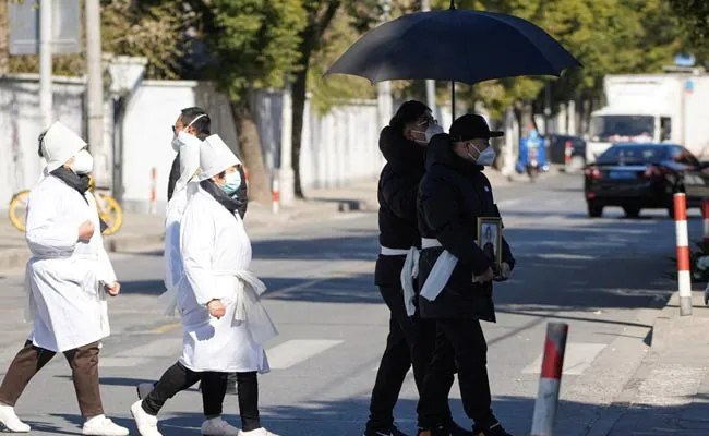 China Covid: இந்த நகரத்தில் மட்டும் தினசரி 10 லட்சம் பேருக்கு கொரோனா - உலகை அச்சுறுத்தும் சீனா...!