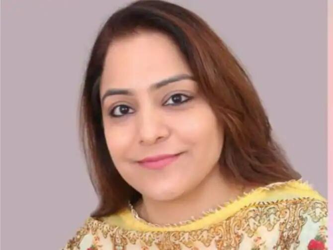 Delhi MCD Mayor News Shelly Oberoi Mayor Candidate Delhi University Professor | प्रोफेसर से मेयर पद के प्रत्याशी तक पहुंची वाली शैली ओबेरॉय AAP के लिए क्यों हैं खास , जानें यहां