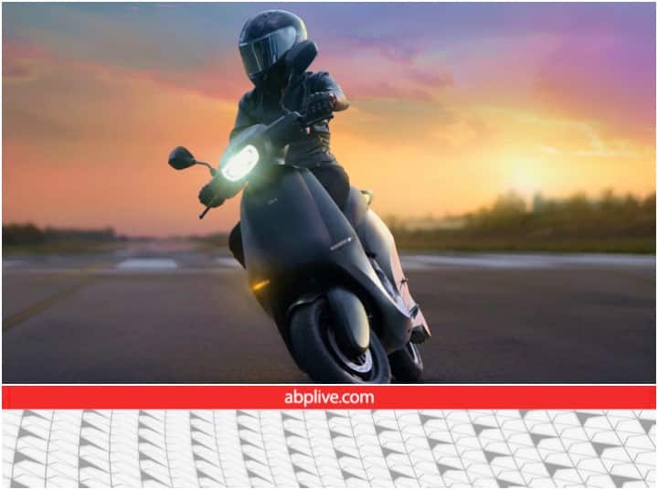 Scooters of 2022: इस साल लॉन्च हुए ये बेहद शानदार स्कूटर्स, इलेक्ट्रिक से लेकर पेट्रोल मॉडल भी हैं शामिल Scooters of 2022 See some best launched scooters in India in 2022 Scooters of 2022: इस साल लॉन्च हुए ये बेहद शानदार स्कूटर्स, इलेक्ट्रिक से लेकर पेट्रोल मॉडल भी हैं शामिल