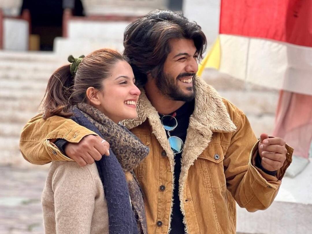 Sheezan Mohammed Khan, Co-Star Of Actor Tunisha Sharma, Arrested In Suicide Case మేకప్ రూమ్‌లో నటి ఆత్మహత్య కేసులో కీలక మలుపు - సహ నటుడు షీజన్ ఖాన్ అరెస్ట్