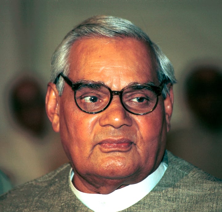 ২০০১-এর ভূমিকম্প, ১৯৯৯ এবং ২০০০-এর দুটি সাইক্লোন, খরা, ১৯৯৯ সালের কার্গিল যুদ্ধ, সংসদে জঙ্গি হামলা। এমন একাধিক ঘটনার পরেও তাঁর আমলে টাল খায়নি ভারতের অর্থনীতি।