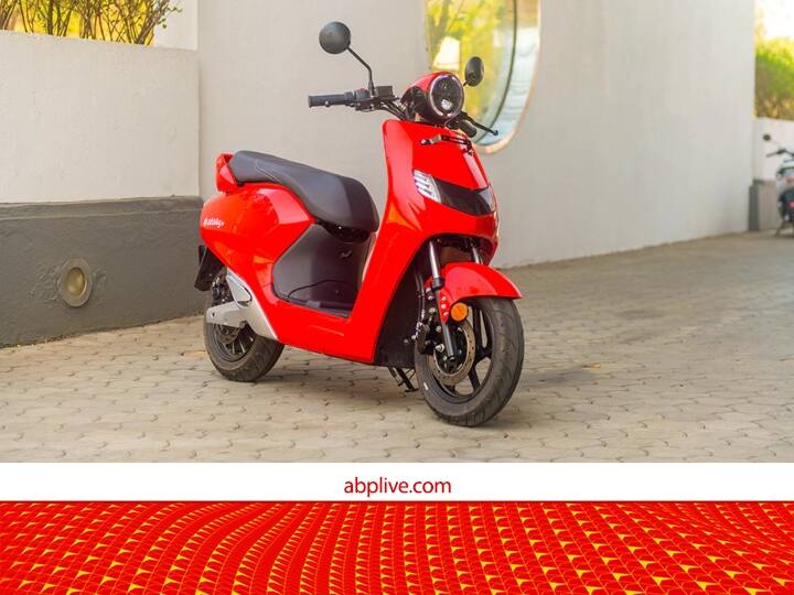 Best Electric Scooters: अगर आप भी अपने लिए एक किफायती इलेक्ट्रिक स्कूटर देख रहे हैं. तो हम आपको कुछ विकल्प की जानकारी देने जा रहे हैं. आप इन पर विचार कर सकते हैं.