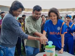 শ্যুট শেষ হল অনুষ্কা শর্মার 'চাকদা এক্সপ্রেস' ছবির, উপস্থিত ছিলেন ঝুলন গোস্বামীও