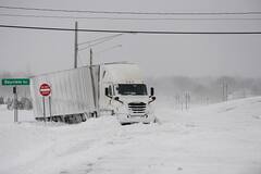 Monster Winter Storm Sweeps Across US, Brings Heavy Snowfall, Knocks Out Power. IN PICS