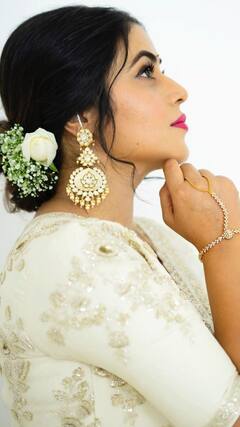 Poorna : புடவையில் கலக்கும் நாயகி பூர்ணாவின் ரீசெண்ட் கிளிக்ஸ்..!