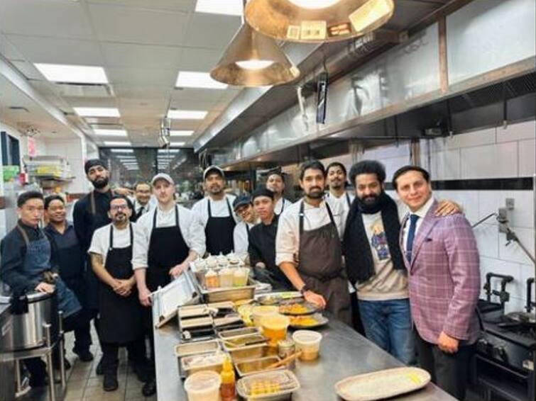 'RRR' Star Jr. NTR Praises An 'Amazing' Indian Restaurant In New York; Shares Pic With Staff 'RRR' Star Jr. NTR Praises An 'Amazing' Indian Restaurant In New York; Shares Pic With Staff