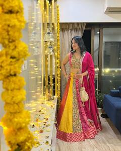 Nirahua की ये हीरोइन हो चुकी हैं कास्टिंग काउच का शिकार, 'फेवर' ना करने पर फिल्मों से काटे गए रोल