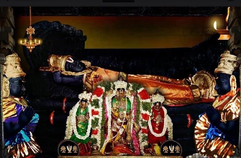 வாழ்வில் உண்டாகும் அழுத்தங்களில் இருந்து விடுபட உதவும் சாரங்கபாணி பெருமாளின் அழகிய தரிசனம்