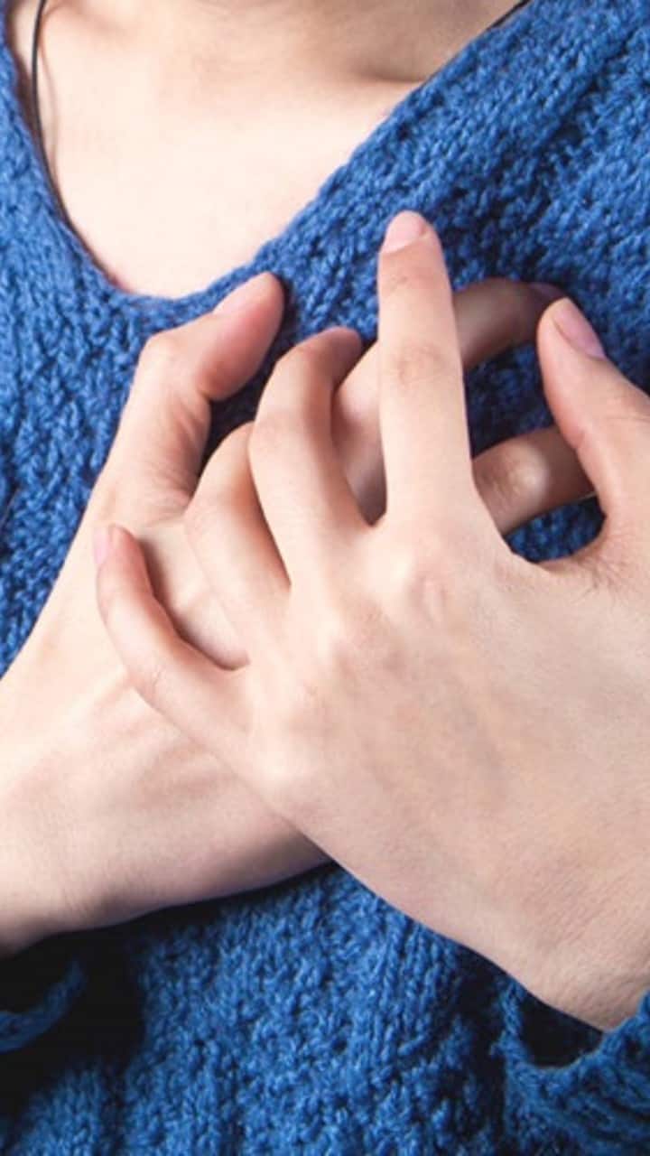 Check from this point, whether you are also at risk of heart attack Heart care tips: આ પોઇન્ટથી ચેક કરો, શું આપને પણ છે હાર્ટ અટેકનું જોખમ