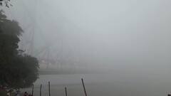 Kolkata Weather : কুয়াশার জালে মহানগর, শীত উধাও শহর থেকে, এ লাফে বাড়ল তাপমাত্রা