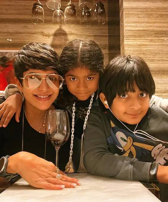 મંદિરા બેદીએ પ્રેગ્નન્સી પછીના તણાવ વિશે ખુલીને વાત કરી હતી. મંદિરાએ પોસ્ટપાર્ટમ ડિપ્રેશન વિશે જણાવ્યું હતું, તેણે કહ્યું હતું કે,