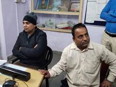 रिश्वत लेते रंगे हाथ पकड़ा गया रसद विभाग का प्रवर्तन निरीक्षक, दुकान चलाने के लिए कर रहा था परेशान