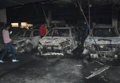 Delhi Fire : ਪਾਰਕਿੰਗ 'ਚ ਖੜ੍ਹੀਆਂ 21 ਗੱਡੀਆਂ ਸੜ ਕੇ ਹੋਈਆਂ ਸੁਆਹ
