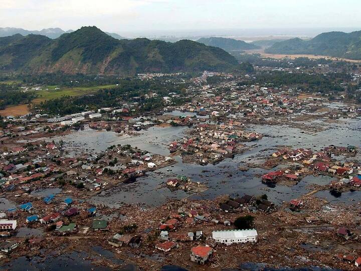 Tsunami Day: சுனாமி ஆழிப்பேரழிவின் 18-ஆம் ஆண்டு நினைவு நாள் இன்று அனுசரிக்கப்பட்டு வருகிறது