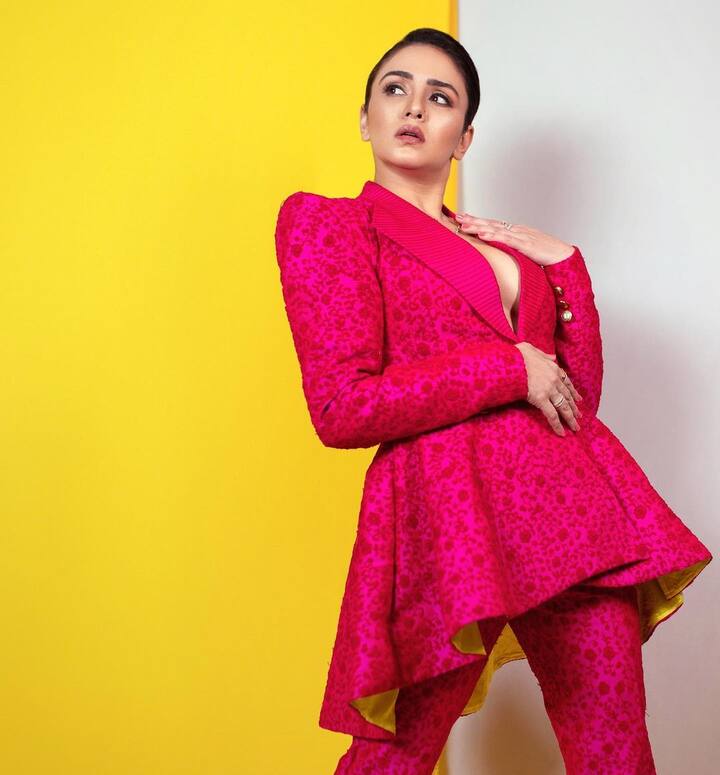 मराठी चित्रपटसृष्टीमधील आघाडीची अभिनेत्री म्हणून अमृता खानविलकरला ओळखले आहे. (फोटो सौजन्य :amrutakhanvilkar/इंस्टाग्राम)