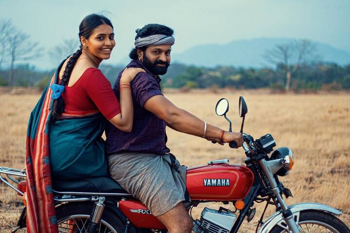 ऋषभ शेट्टी की पत्नी प्रगति शेट्टी ने फिल्म के कॉस्ट्यूम डिजाइन किए थे और उन्होंने इस दौरान की कुछ खास तस्वीरें शेयर की हैं.