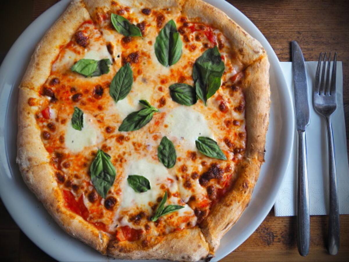 Know How To Prepare Pizza Margherita- One Of The Most Searched Recipes