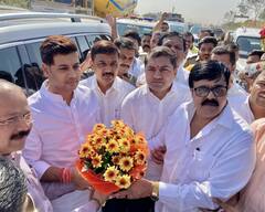 Nashik Shrikant shinde : अडीच वर्षात पहिल्यांदाच नागपूरला, लोकांच्या भावना कशा कळणार? श्रीकांत शिंदेचा टोला 