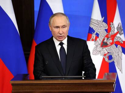 Putin 100% Sure Russia Can Weed Out US-Made Patriot Missiles Vladimir Putin: அமெரிக்க ஆயுதங்களை அழிக்கும் திறமை ரஷ்யாவிற்கு உண்டு - எச்சரிக்கை விடுத்த அதிபர் புதின்..!