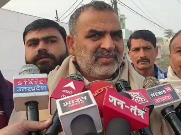 Muzaffarnagar Uttar Pradesh to get rid of stray cattle cow sanctuary on initiative of Union Minister Sanjeev Balyan ANN Muzaffarnagar: किसानों को मिलेगी आवारा पशुओं से निजात, केंद्रीय मंत्री की पहल पर बनेगी सबसे बड़ी काऊ सेंचुरी