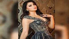 Urvashi Rautela Photos : ਸਲੀਵਲੈਸ ਡੀਪ ਨੇਕ ਗਾਊਨ ਪਹਿਨ ਕੇ ਉਰਵਸ਼ੀ ਰੌਤੇਲਾ ਨੇ ਬਿਖੇਰਿਆ ਜਲਵਾ , ਤੁਸੀਂ ਵੀ ਕਰ ਸਕਦੇ ਹੋ ਅਭਿਨੇਤਰੀ ਦੇ ਸਟਾਈਲ ਨੂੰ ਫਾਲੋ