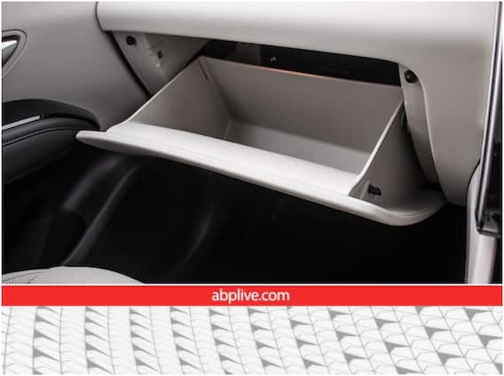 Car Glove Box: गाड़ी के ग्लोबॉक्स में भूलकर भी न रखें ये सामान, वरना बाद में पड़ सकता है पछताना