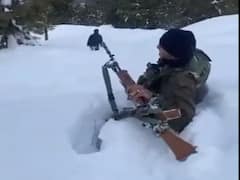WATCH: Jawan Wades Through Waist-Deep Snow, Netizens Say 'Indebted Forever'