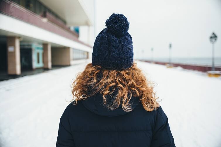 Hair Care Tips in Winter: Are you too lazy to wash your hair in winter? Know about its disadvantages Hair Care Tips in Winter : ਕੀ ਤੁਸੀਂ ਵੀ ਸਰਦੀਆਂ ਵਿੱਚ ਆਪਣੇ ਵਾਲ ਧੋਣ ਲਈ ਕਰਦੇ ਹੋ ਆਲਸ ? ਜਾਣੋ ਇਸਦੇ ਨੁਕਸਾਨਾਂ ਬਾਰੇ