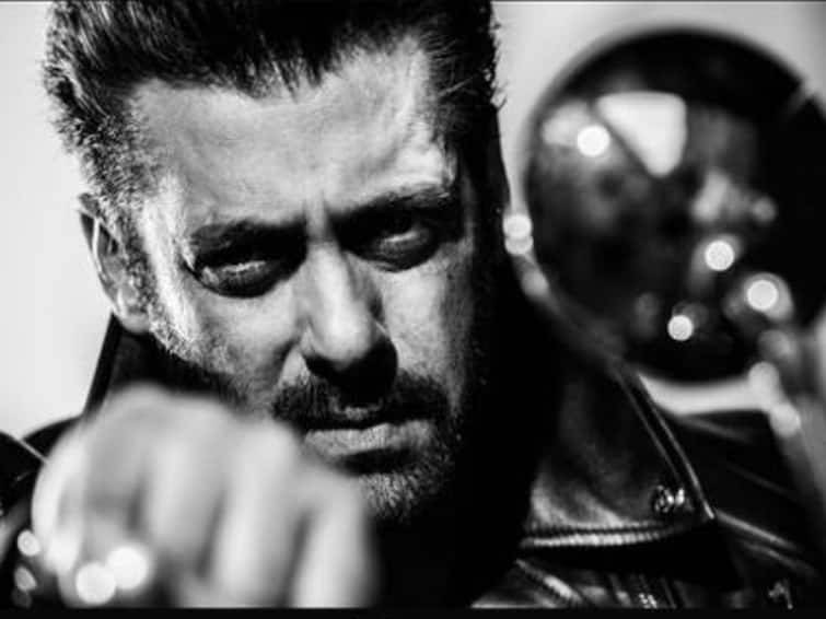 क्या बॉलीवुड के सूखे में बहार लाएंगे Salman Khan? 'सेल्फी' का हाल देख मुश्किल लगती है डगर