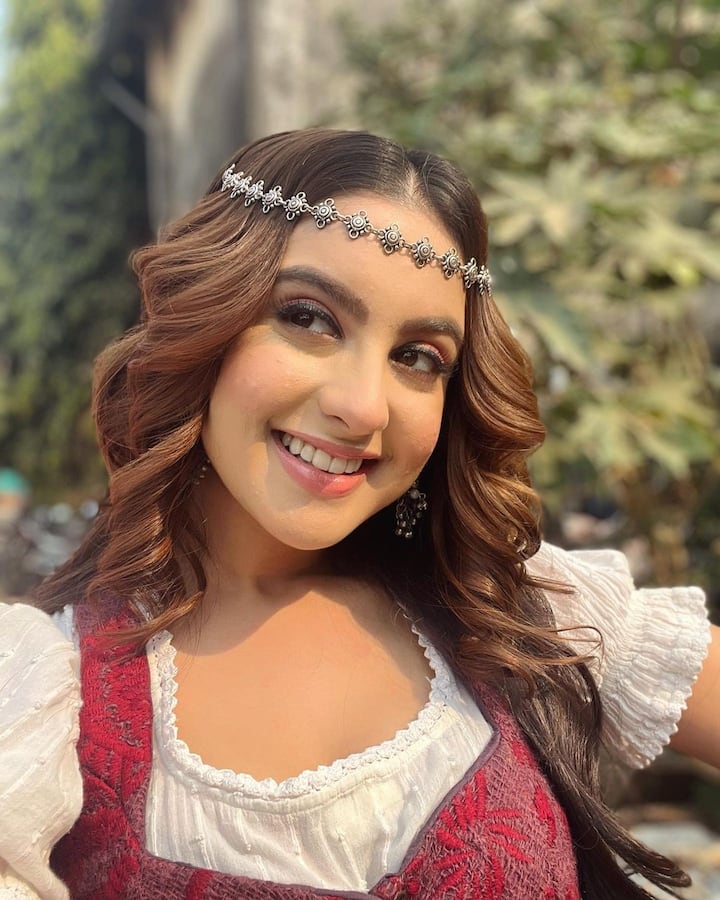 Tunisha Sharma: ‘अली बाबा: दास्तान-ए-काबुल’ फेम एक्ट्रेस तुनिषा शर्मा ने 24 दिसंबर 2022 को अपने शो के सेट पर फांसी लगाकर आत्महत्या कर ली थी. तुनिषा की मां  ने उनके को-स्टार और एक्स बॉयफ्रेंड शीजान खान (Sheezan Khan) पर कई गंभीर आरोप लगाए हैं.