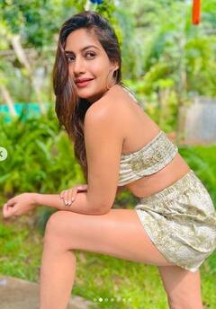 Surbhi Chandna: ਪ੍ਰਿੰਟਿਡ ਕ੍ਰੌਪ ਟੌਪ ਵਿੱਚ ਸੁਰਭੀ ਚੰਦਨਾ ਨੇ ਦਿਖਾਈ ਆਪਣੀ ਖੂਬਸੂਰਤੀ, ਤਸਵੀਰਾਂ ਨੇ ਵਧਾਇਆ ਇੰਟਰਨੈਟ ਦਾ ਪਾਰਾ