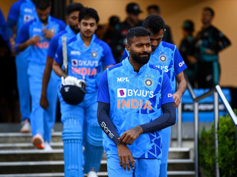 Team India squad for three-match T20I series against Sri Lanka Team India T20I: શ્રીલંકા સામે ટી-20 સીરીઝ  માટે ટીમ ઈન્ડિયાની જાહેરાત, હાર્દિક પંડ્યાને મળી કમાન