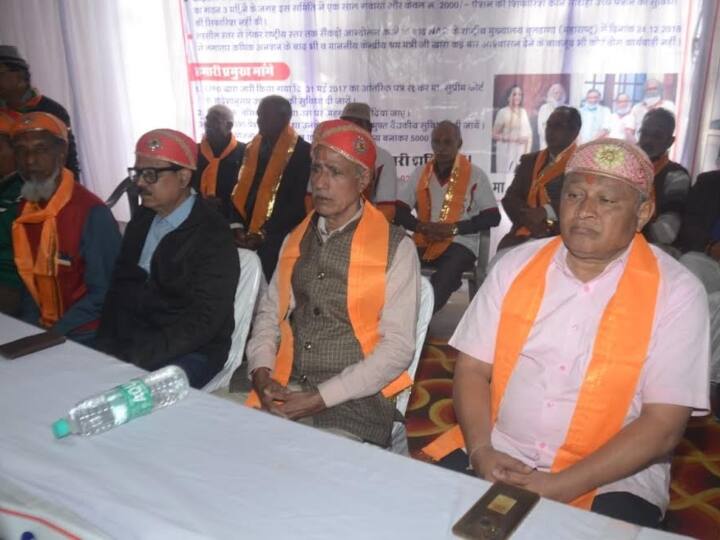 Rajasthan convention held Chittorgarh pensioners put 4 demands in front of government Ann Rajasthan: चित्तौड़गढ़ में हुए अधिवेशन में पेंशन राशि को बढ़ाने की उठी मांग, लोगों ने सरकार के सामने रखी ये चार मांगे