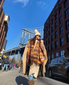 Surbhi Jyoti Look: ਸਰਦੀਆਂ 'ਚ ਕਿਵੇਂ ਦਿਖੀਏ ਸਟਾਈਲਿਸ਼, ਅਪਣਾਓ ਅਭਿਨੇਤਰੀ ਸੁਰਭੀ ਜੋਤੀ ਦਾ ਸਟਾਈਲ