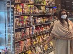 ਕੇਂਦਰੀ ਮੰਤਰੀ ਸਮ੍ਰਿਤੀ ਇਰਾਨੀ ਨੇ ਦੱਸੀ 'ਪਤਨੀ ਦੀ ਜ਼ਿੰਦਗੀ', ਯੂਜ਼ਰ ਨੇ ਕਿਹਾ- ਰਾਜਨੇਤਾ ਨੂੰ ਇਸ ਤਰ੍ਹਾਂ ਦੇਖ ਕੇ ਚੰਗਾ ਲੱਗਾ