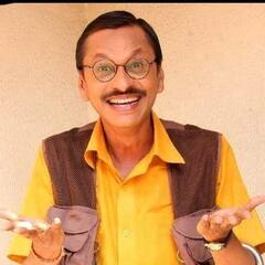 TMKOC: असल जिंदगी में शादीशुदा हैं 'पोपटलाल', तीन बच्चों के पापा भी हैं, देखिए फैमिली के साथ तस्वीरें