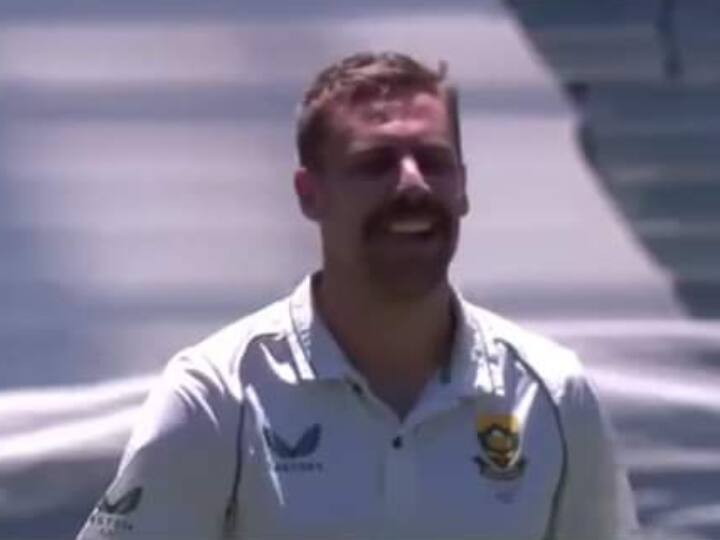 Africa's fast bowler Anrich Nortje bowled fastest ball of the year 2022 in AUS vs SA test AUS vs SA: एनरिक नॉर्खिया  ने डेविड वॉर्नर को फेंकी इस साल की सबसे सबसे तेज़ गेंद? देखें वीडियो