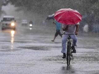 TN Rain Alert: மக்களே உஷார்..! அடுத்த 3 மணி நேரத்தில் தமிழகத்தில் எங்கெல்லாம் மழை தெரியுமா..?