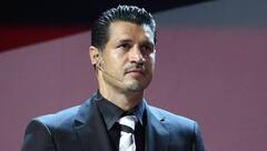 विदेश यात्रा पर जा रही थीं फुटबॉल खिलाड़ी की पत्नी, ईरानी सरकार ने करवाया प्लाइट डायवर्ट और फिर...