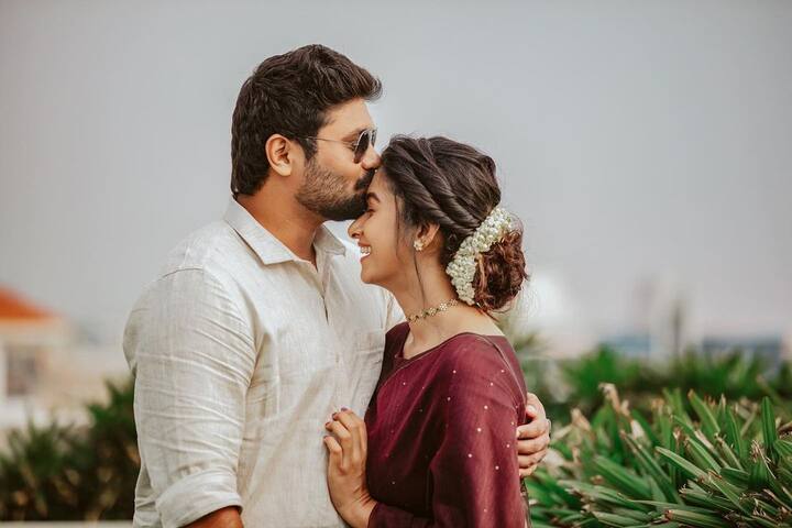 வசமில்லா மொழியில் இதயம் எதையோ உலரும்