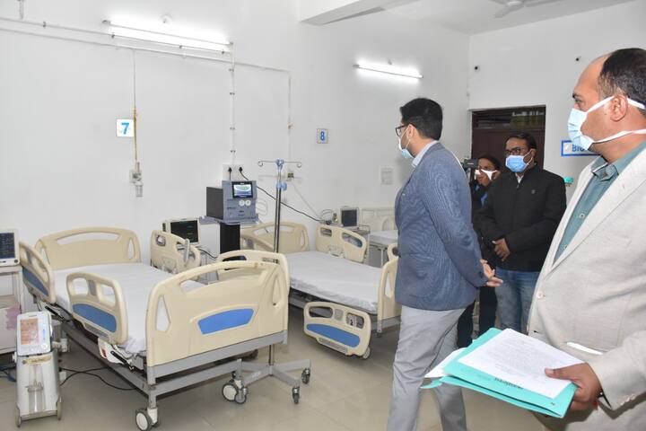 कोविड के नए वेरियंट बीएफ-7 संक्रमण के खतरे को ध्यान में रखते हुए बचाव के लिए भारत सरकार द्वारा जारी निर्देश के पालन में राज्य सरकार द्वारा सभी जिलों में कोविड प्रबंधन की आवश्यक तैयारी करने एवं आज 27 दिसंबर को जीवनदायी उपकरणों को चलाने व कोविड प्रबंधन प्रोटोकॉल का मॉक-ड्रिल करने के निर्देश दिये गए थे.