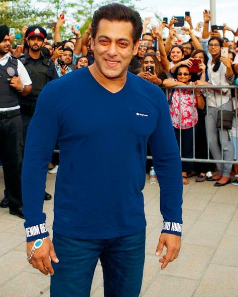 Salman Khan: ਸਲਮਾਨ ਖਾਨ ਮਨਾ ਰਹੇ 57ਵਾਂ ਜਨਮਦਿਨ, 75 ਰੁਪਏ ਤੋਂ ਸ਼ੁਰੂ ਕਰਕੇ ਕਿਵੇਂ ਬਣੇ ਅਰਬਪਤੀ, ਪੜ੍ਹੋ ਸਲਮਾਨ ਦੀ ਕਹਾਣੀ