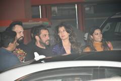 Salman Khan Birthday: पहले माथे पर किया किस फिर गले भी लगाया, एक्स गर्लफ्रेंड संगीता बिजलानी के साथ अपनी बर्थडे पार्टी में यूं दिखे Salman Khan