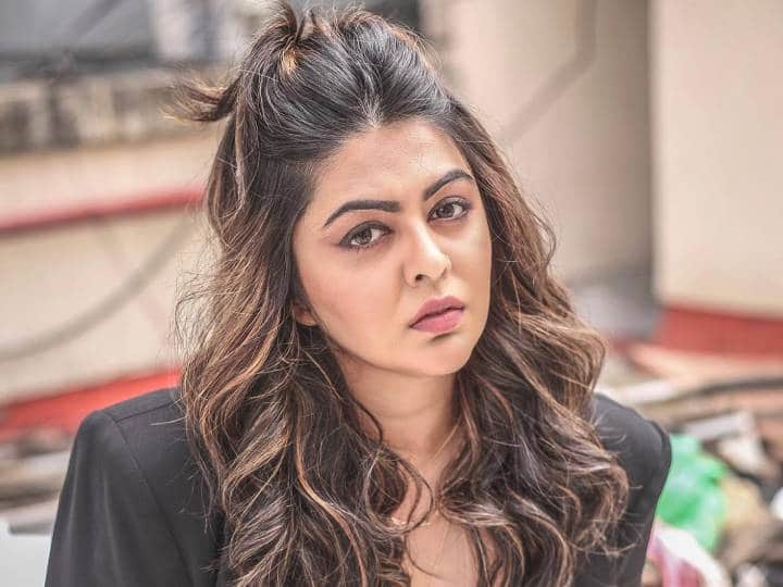 Sheezan Khan Sister Shafaq Naaz: क्या आपको पता है कि, तुनिषा शर्मा सुसाइड केस के आरोपी शीजान खान की बहन शफक नाज़ ने अपनी मां पर गंभीर आरोप लगाया था. आइए आपको इस बारे में बताते हैं.