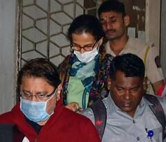 चंदा कोचर और उनके पति को नहीं मिली हाईकोर्ट से राहत, छुट्टियां खत्म होने के बाद फिर से याचिका लगाने को कहा