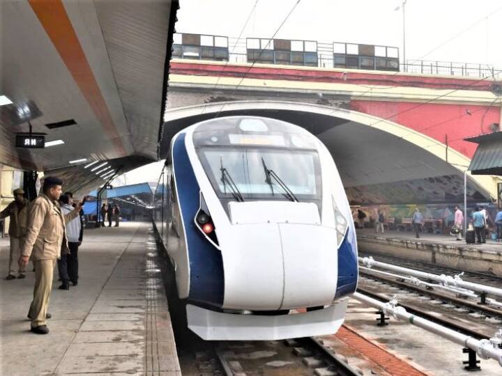 Vande Bharat Express 9th train will come soon on tracks more details here Vande Bharat: देश को जल्द मिलेगी नई वंदे भारत एक्सप्रेस, जानें भारत के किन शहरों के बीच चल सकती है नौवीं ट्रेन